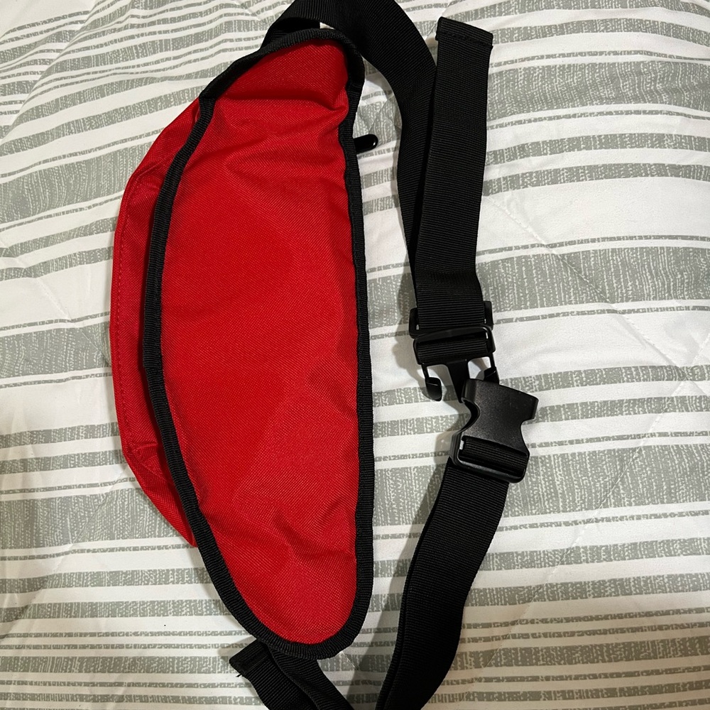 Supreme Red Waist Bag - Picture 4 of 5
